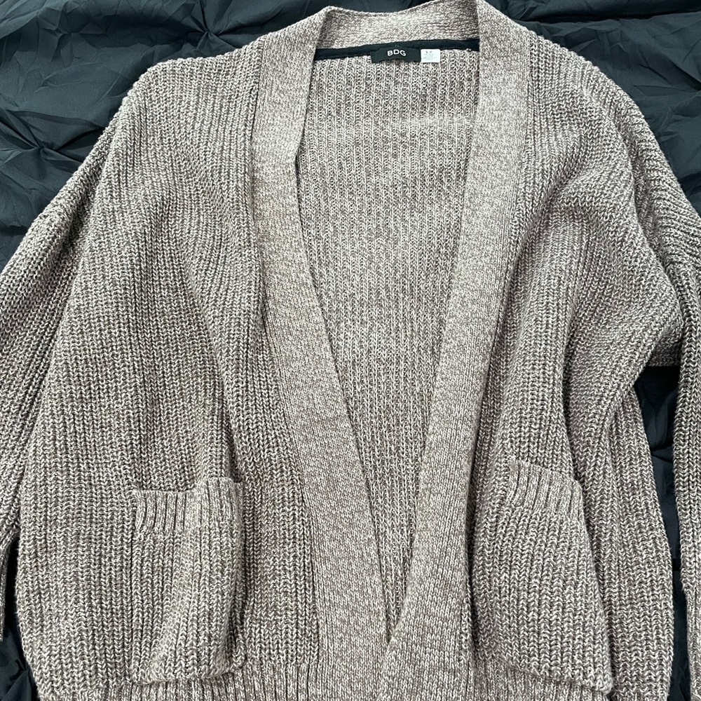 BDG chunky oversized Heather Tan Brown cardigan sweater size Small